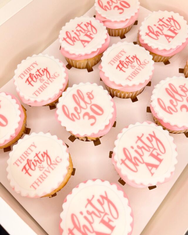 Thirty, Flirty & Thriving💖🎀🩷
-
#kdskakes #customcupcakes #thirtyaf #thirtyflirtyandthriving #customcakes #cupcakedecorating #cupcakesofinstagram #cupcakebouquet