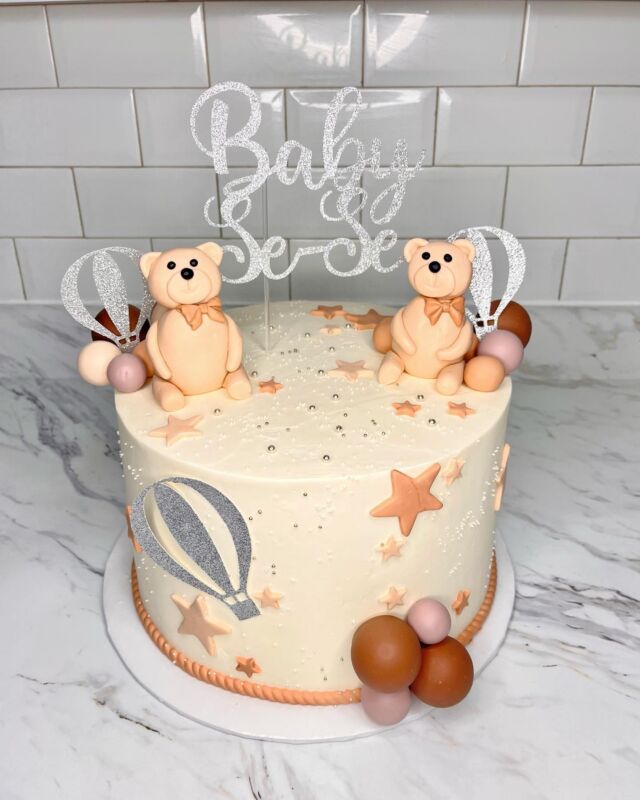 For Baby Se-Se🧸🤎
-
Cake size: 10”
-
#babyshower #babyshowercake #customcake #bearcake #bearlywaitbabyshower #cakepops #luxecupcakes #buttercreamcake #babycake #nudecupcakes #cakesofinstagram #cupcakedecorating