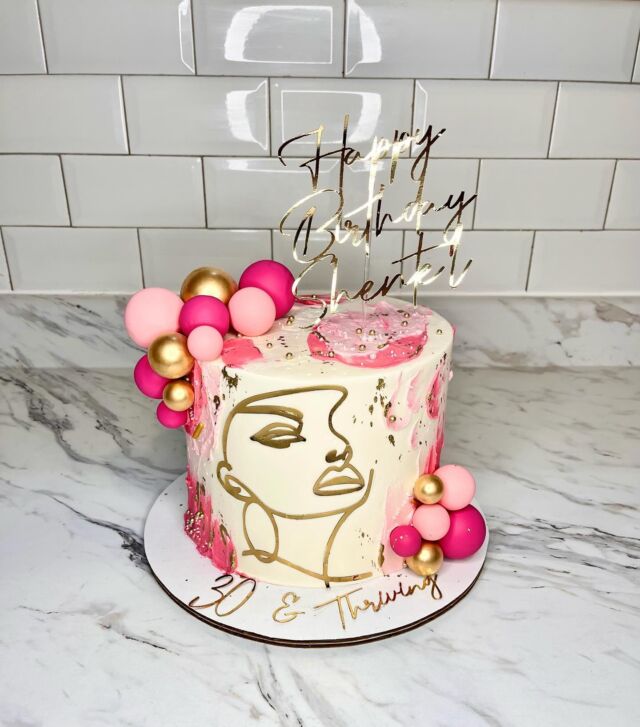 30 & Thriving💕✨
-
Cake size: 7” 
-
#kdskakes #customcakes #30thbirthdaycake #30thbirthdayparty #pinkcakes #heartcakes #caketrends #cakeinspo #cakesofinstagram #brampton #cakescakescakes